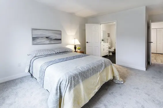 303 1610 Chesterfield Avenue, North Vancouver For Sale - image 13