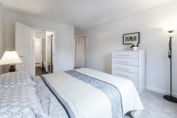 303 1610 Chesterfield Avenue, North Vancouver For Sale - image 14