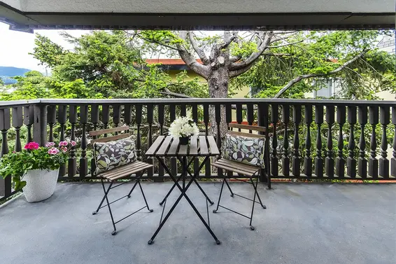 303 1610 Chesterfield Avenue, North Vancouver For Sale - image 22