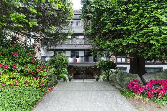 303 1610 Chesterfield Avenue, North Vancouver For Sale - image 23