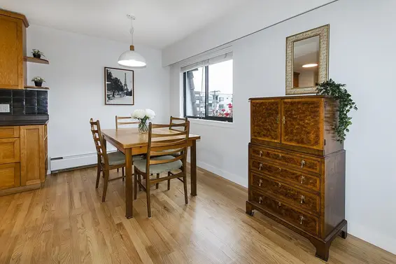 303 1610 Chesterfield Avenue, North Vancouver For Sale - image 6