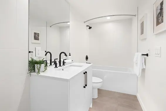 357 555 East 2nd Street, North Vancouver For Sale - image 10