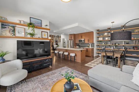 310 3294 Mt Seymour Parkway, North Vancouver