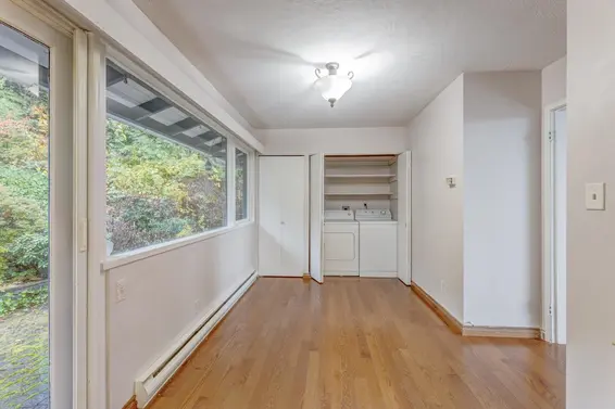 1380 Burnside Road, West Vancouver For Sale - image 14
