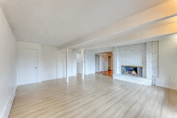 1380 Burnside Road, West Vancouver For Sale - image 8