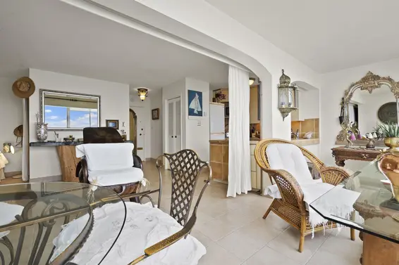 1006 150 24th Street, West Vancouver For Sale - image 11