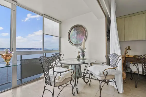 1006 150 24th Street, West Vancouver For Sale - image 5