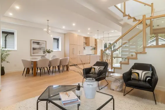 619 East 22nd Street, North Vancouver For Sale - image 9