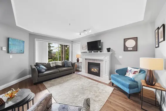 1 222 East 5th Street, North Vancouver For Sale - image 19