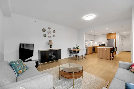 303 715 West 15 Street, North Vancouver For Sale - image 2