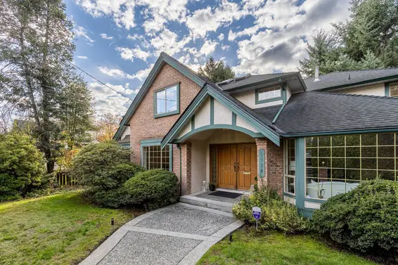 1734 Fulton Avenue, West Vancouver