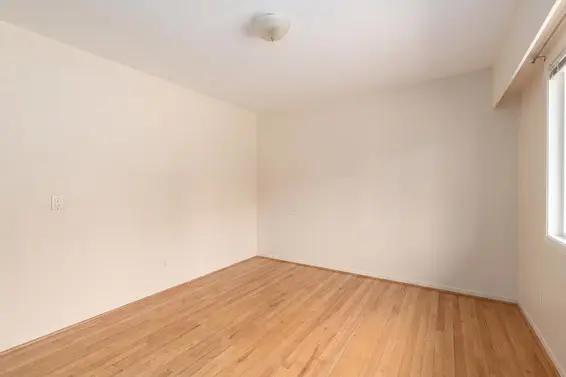 164 East Carisbrooke Road, North Vancouver For Sale - image 11