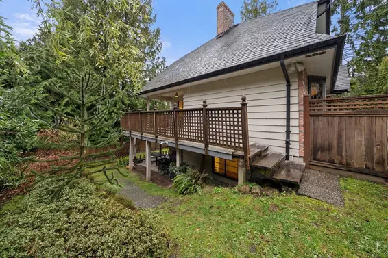 4877 Cedarcrest Avenue, North Vancouver For Sale - image 38