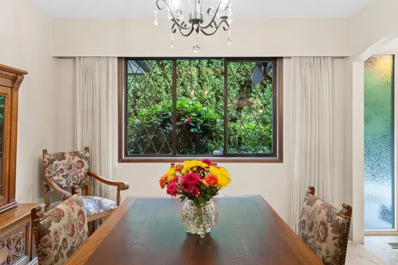 4877 Cedarcrest Avenue, North Vancouver For Sale - image 7