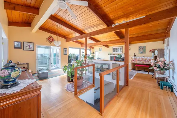 2128 Mathers Avenue, West Vancouver For Sale - image 10