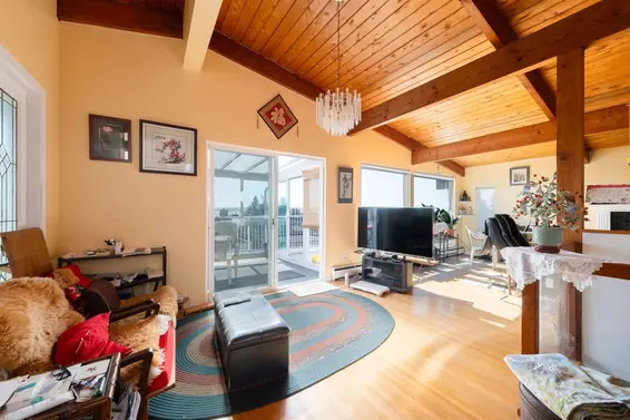 2128 Mathers Avenue, West Vancouver For Sale - image 15