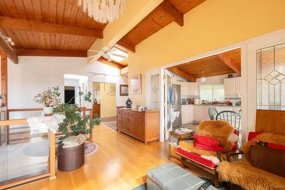 2128 Mathers Avenue, West Vancouver For Sale - image 16
