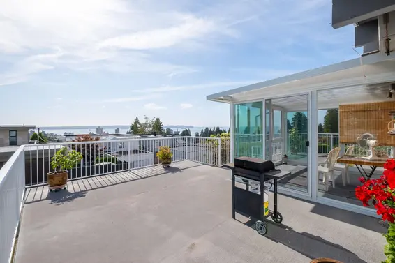 2128 Mathers Avenue, West Vancouver For Sale - image 19