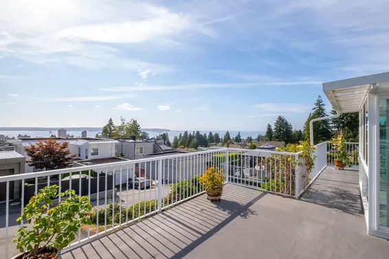 2128 Mathers Avenue, West Vancouver For Sale - image 20