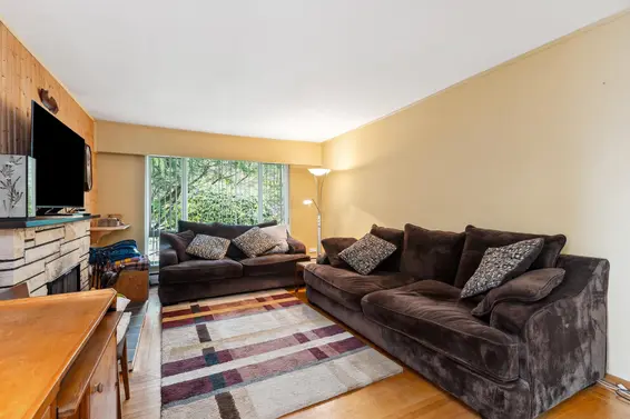 3820 Calder Avenue, North Vancouver For Sale - image 11