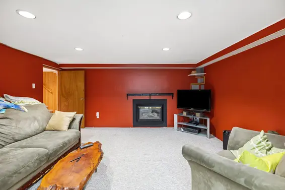 3820 Calder Avenue, North Vancouver For Sale - image 25