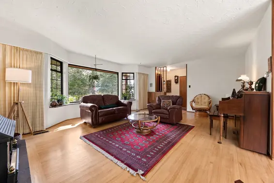 4589 Ramsay Road, North Vancouver For Sale - image 18