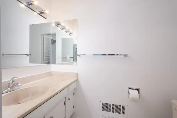 810 235 Keith Road, West Vancouver For Sale - image 29
