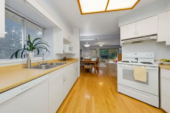 1485 Percy Court, North Vancouver For Sale - image 9