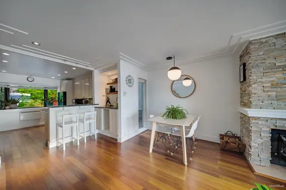 430 Crosscreek Road, Lions Bay For Sale - image 10