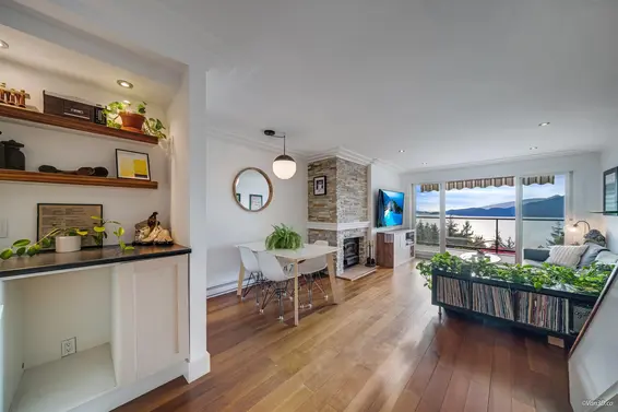 430 Crosscreek Road, Lions Bay For Sale - image 4