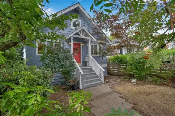 2329 Western Avenue, North Vancouver For Sale - image 3