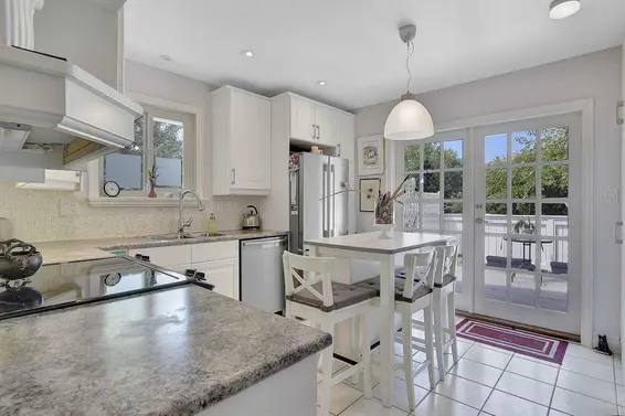 2329 Western Avenue, North Vancouver For Sale - image 8