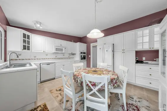 3566 Regent Avenue, North Vancouver For Sale - image 15