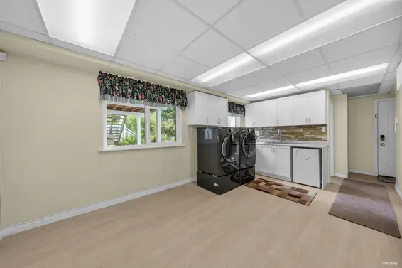 3566 Regent Avenue, North Vancouver For Sale - image 32