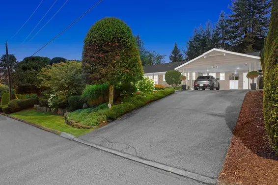 885 Margaree Place, West Vancouver For Sale - image 40