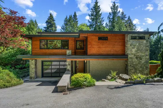 6184 Eastmont Drive, West Vancouver For Sale - image 2