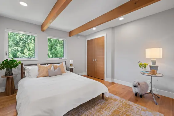 6184 Eastmont Drive, West Vancouver For Sale - image 27