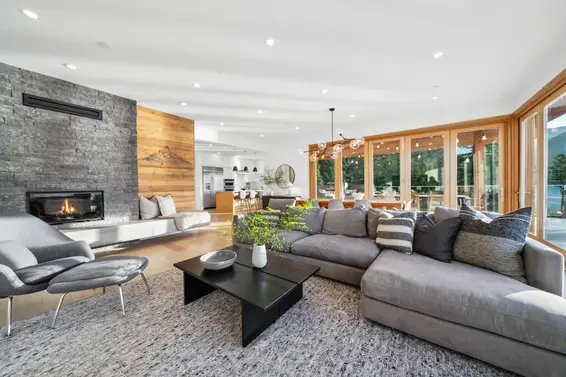 5577 Indian River Drive, North Vancouver For Sale - image 12