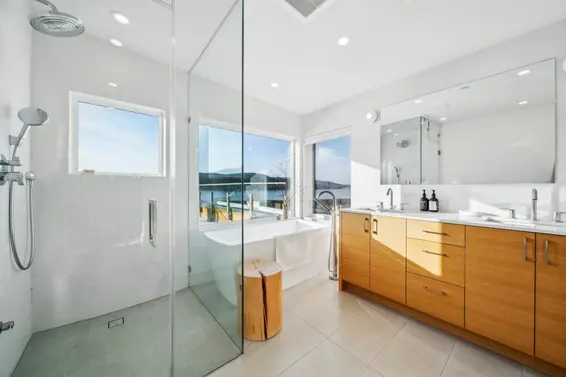5577 Indian River Drive, North Vancouver For Sale - image 22
