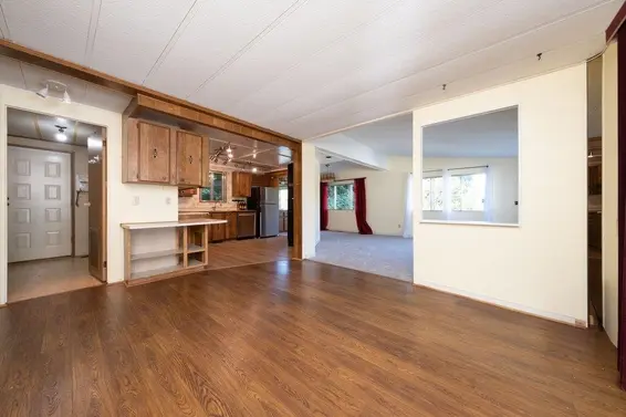 518 Tyee Court, North Vancouver For Sale - image 5