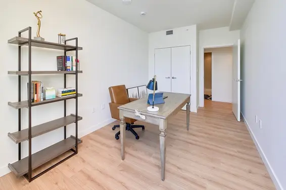 807 755 Harbourside Drive, North Vancouver For Sale - image 24