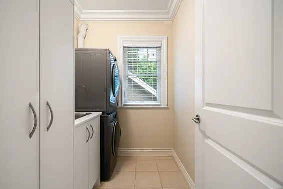 1295 Clyde Avenue, West Vancouver For Sale - image 24