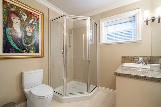 1295 Clyde Avenue, West Vancouver For Sale - image 27