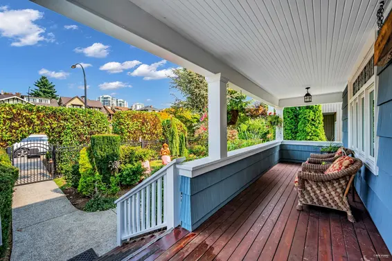 255 West 6th Street, North Vancouver For Sale - image 4