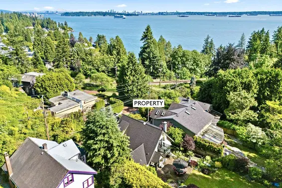 445 North Oxley Street, West Vancouver For Sale - image 2