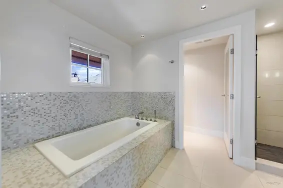 29 555 Raven Woods Drive, North Vancouver For Sale - image 23