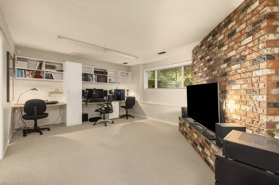 1224 West 23rd Street, North Vancouver For Sale - image 25