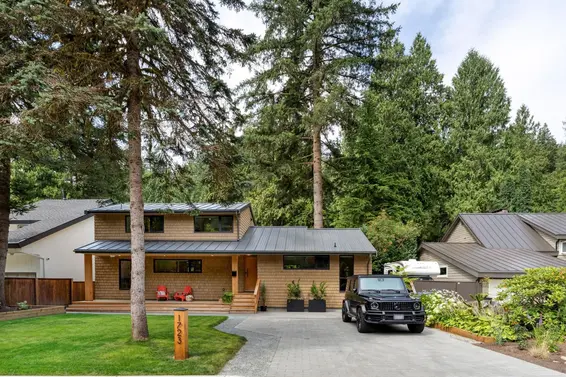 1723 Edgewater Lane, North Vancouver