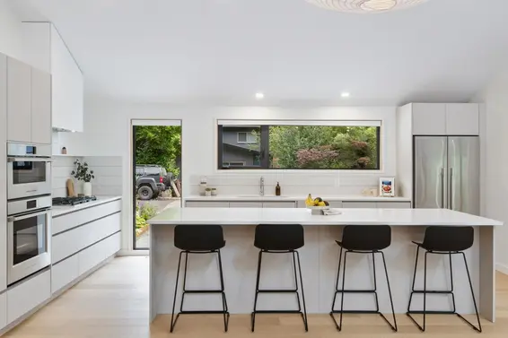 1723 Edgewater Lane, North Vancouver For Sale - image 10