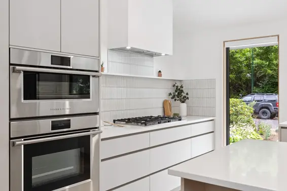 1723 Edgewater Lane, North Vancouver For Sale - image 12